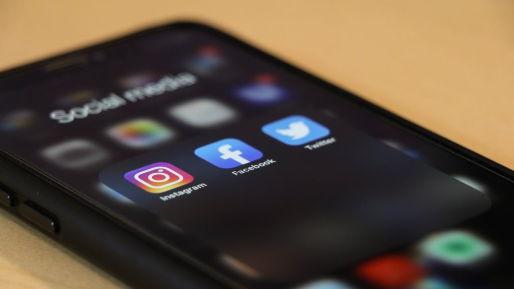 eCommerce SEO social media